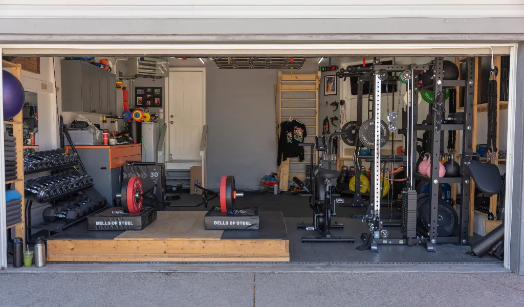 efficient home gym layout organized zones equipment spacing